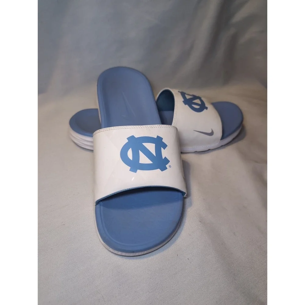 North Carolina Tar Heels UNC Tarheels Nike Benassi Solarsoft Slides Mens 11